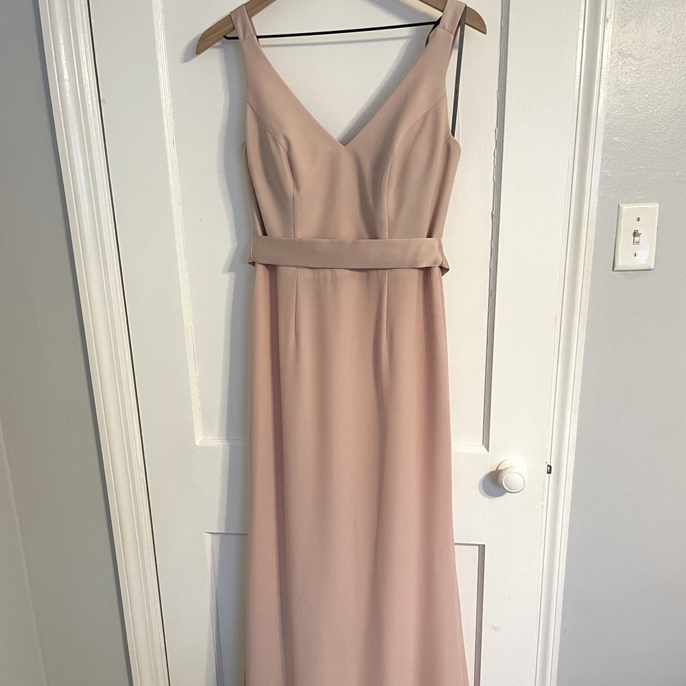 Vera Wang gown